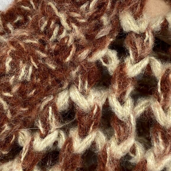 MOTH ANTHROPOLOGIE Sweater PONCHO OS Boho Crochet Oversized Tasseled Brown - Picture 5 of 13